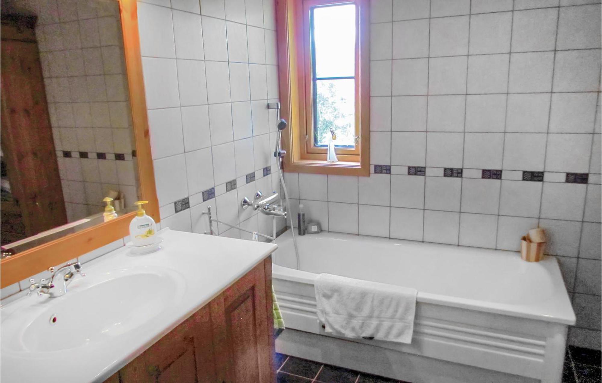 3 Bedroom Beautiful Home In Vikesa Hovland  Екстер'єр фото